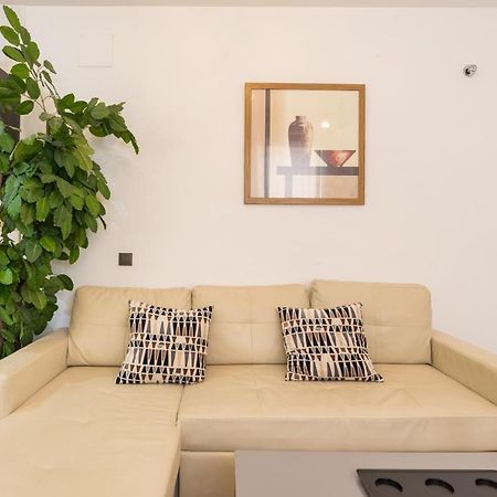 Mlg - Apartamento Trinidad Con Parking Appartamento Málaga Esterno foto