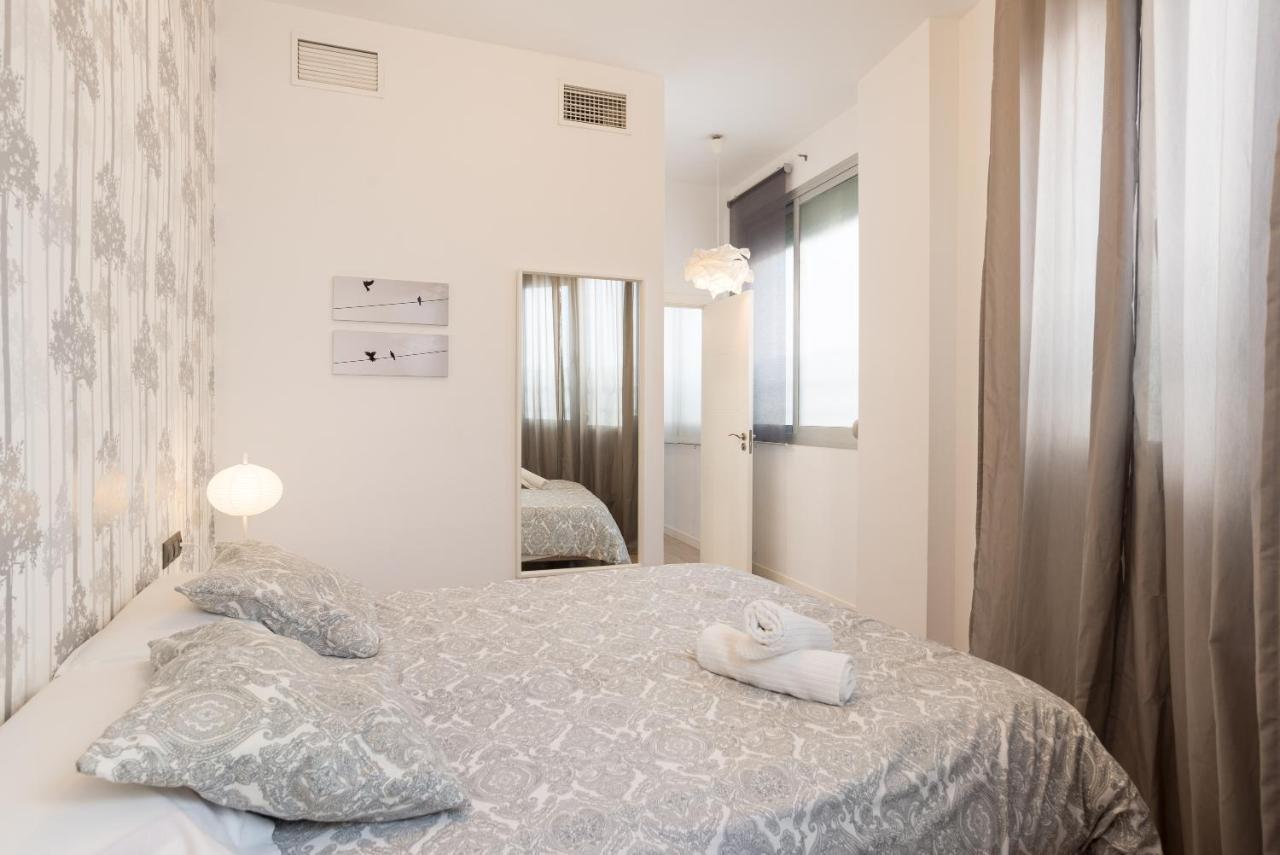 Mlg - Apartamento Trinidad Con Parking Appartamento Málaga Esterno foto